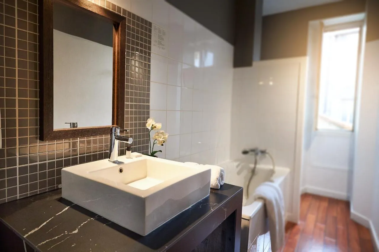 **  Hotel Les Negociants Valence  France